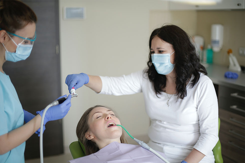 comprehensive dental care by dentist
